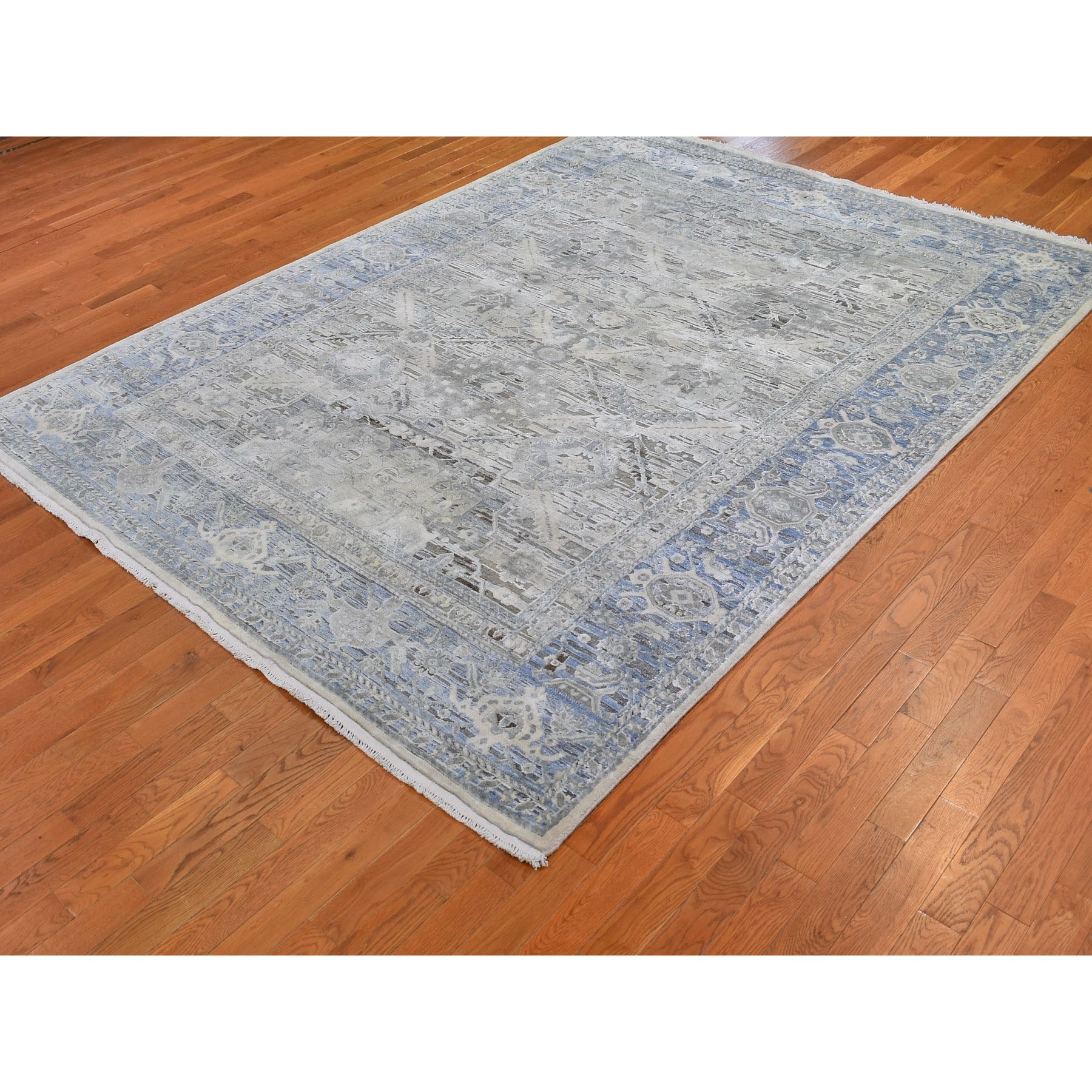 GALLERY OF ORIENTAL RUGS